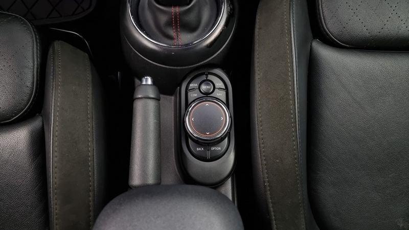 MINI Mini Cooper SD Hype automatica