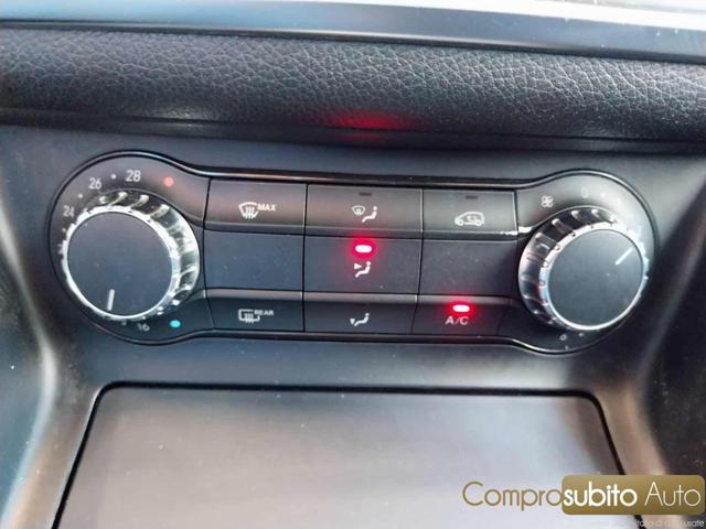 MERCEDES-BENZ GLA 200 d Automatic 4Matic Premium