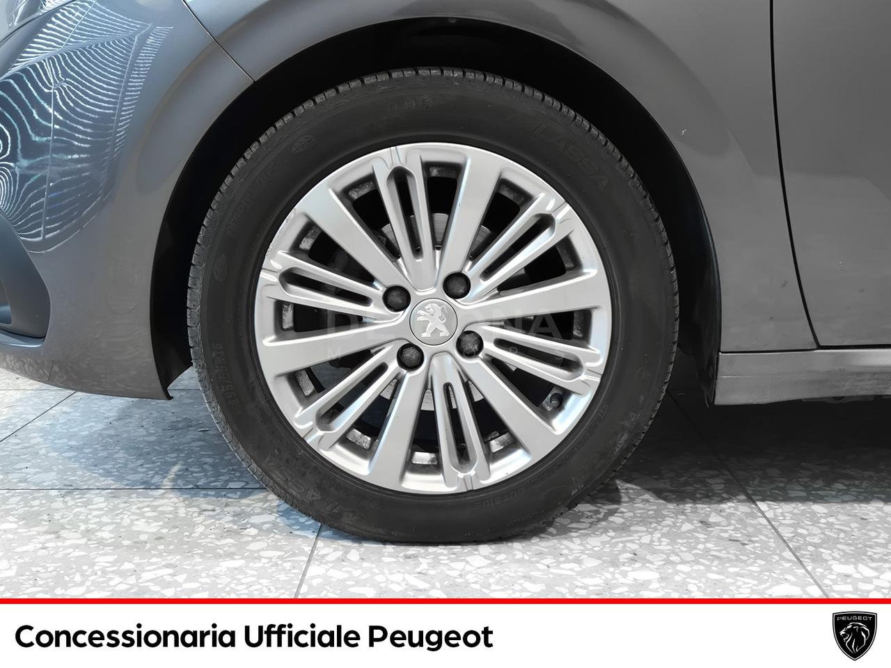 Peugeot 208 5p 1.2 puretech allure 82cv