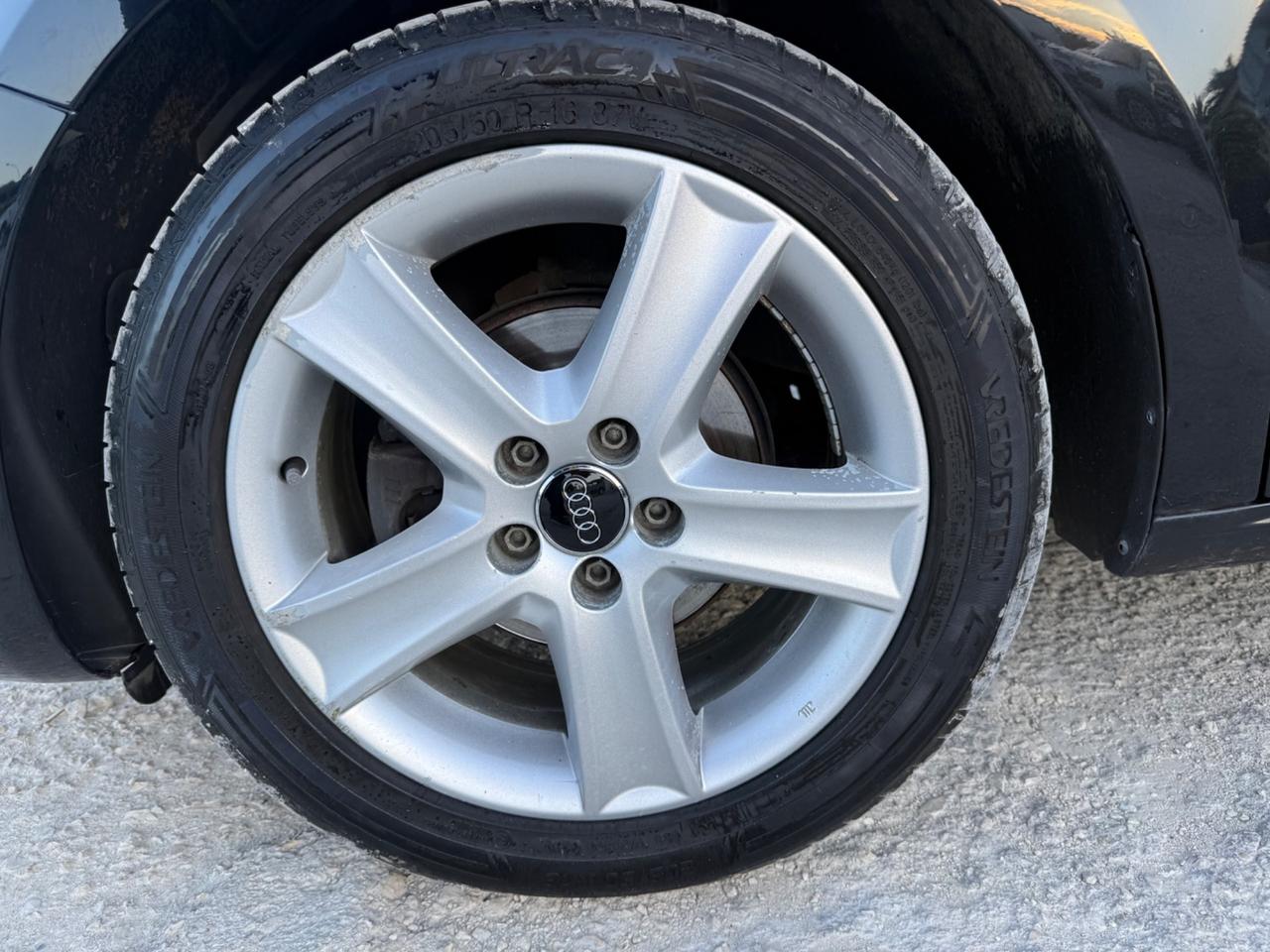 Audi A1 SPB 1.6 TDI 105 cv Ambition 2014