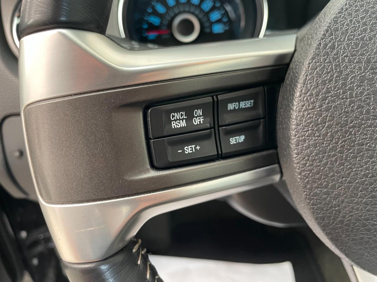 Mustang 3.7 V6 224cv automatic