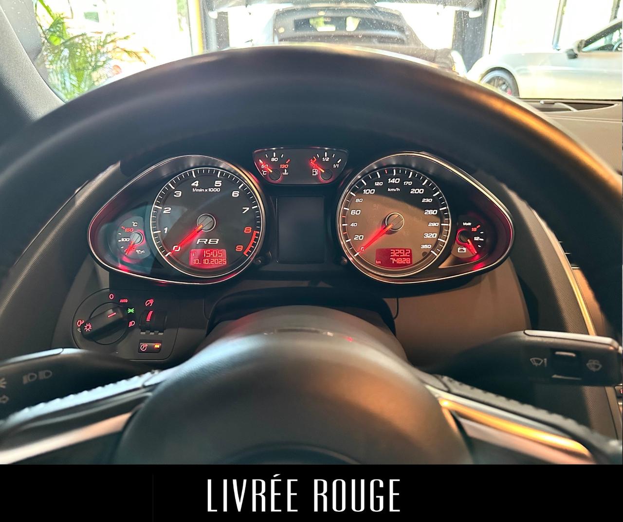 Audi R8 4.2 V8 quattro MANUALE