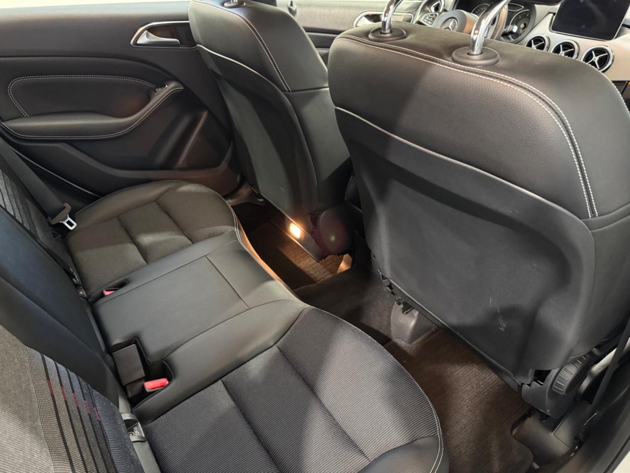 Mercedes-benz B 200 d Automatic Premium