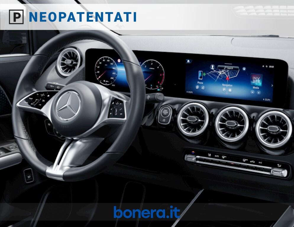 Mercedes GLA 180 180 D Progressive Advanced Plus 8G-DCT