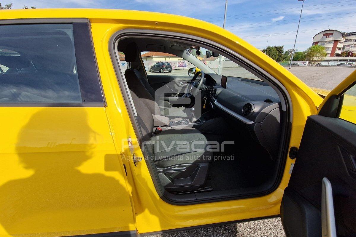 AUDI Q2 1.6 TDI Business