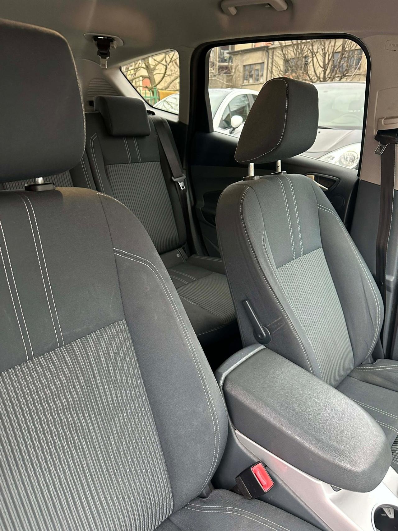 Ford C-MAX 1.6 TDCi 115CV TITANIUM KMCERT UNICOPR