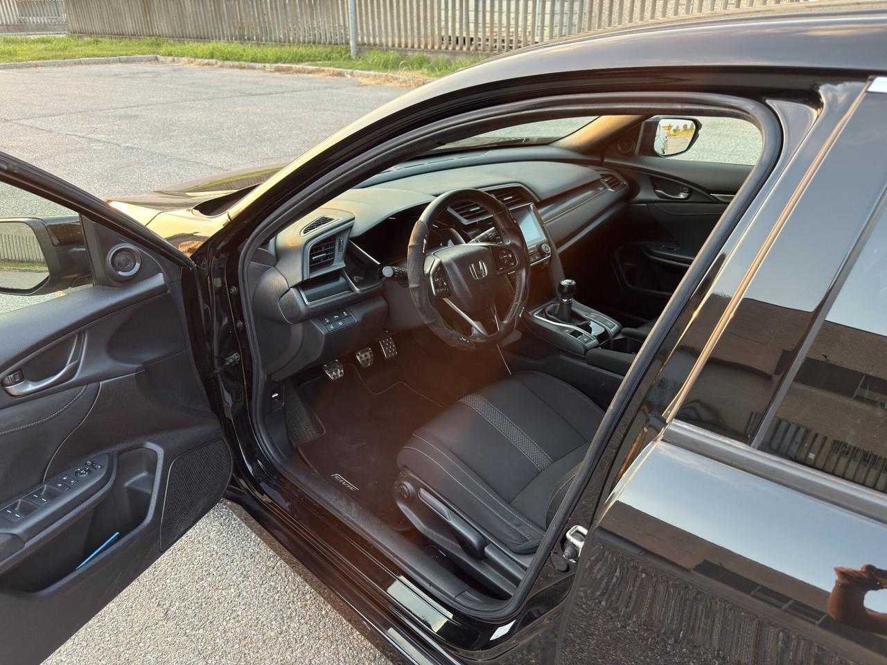 Honda Civic 1.0T 5 porte Elegance Navi