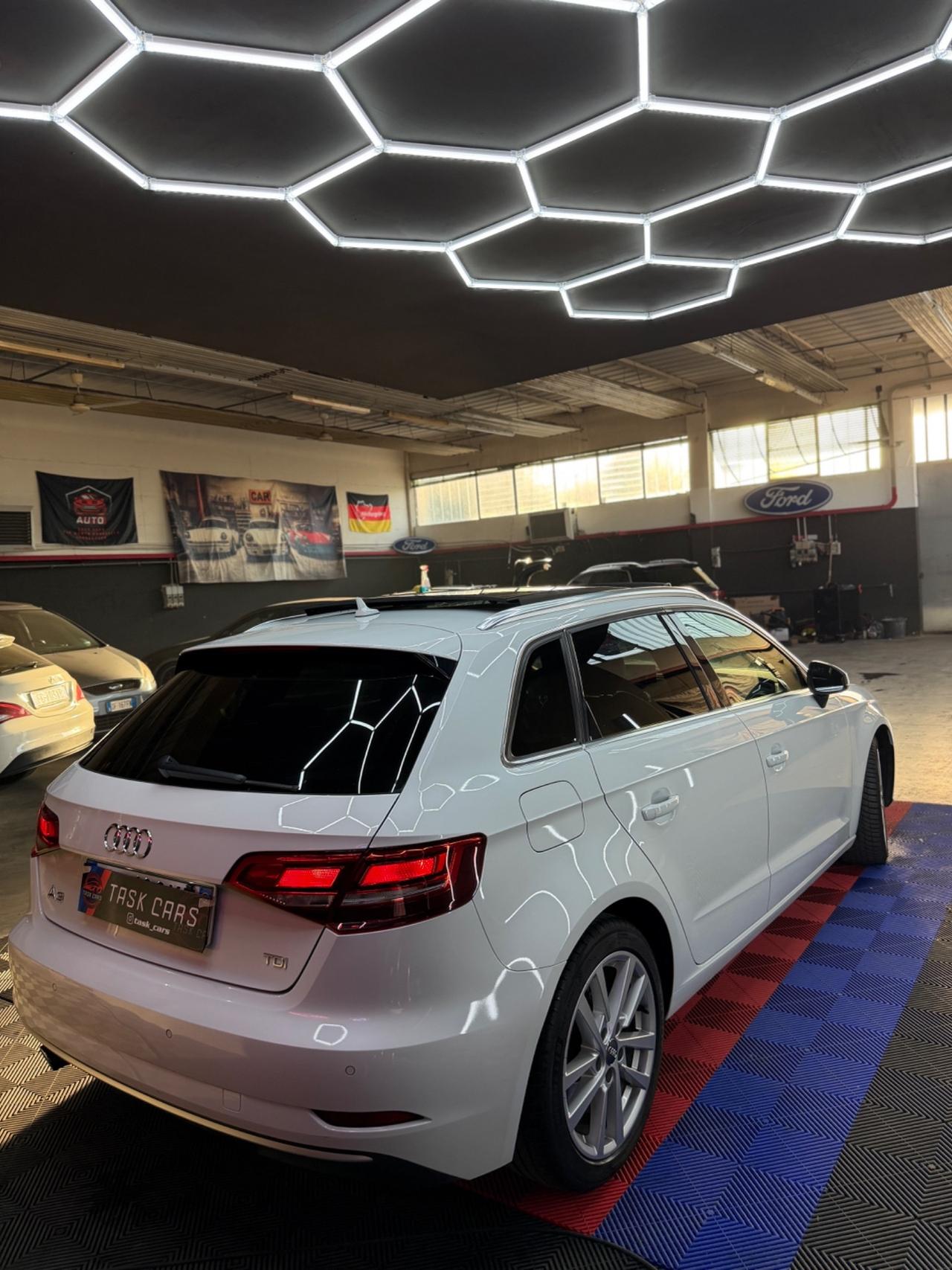 Audi A3 TDI 116 CV Sport Full
