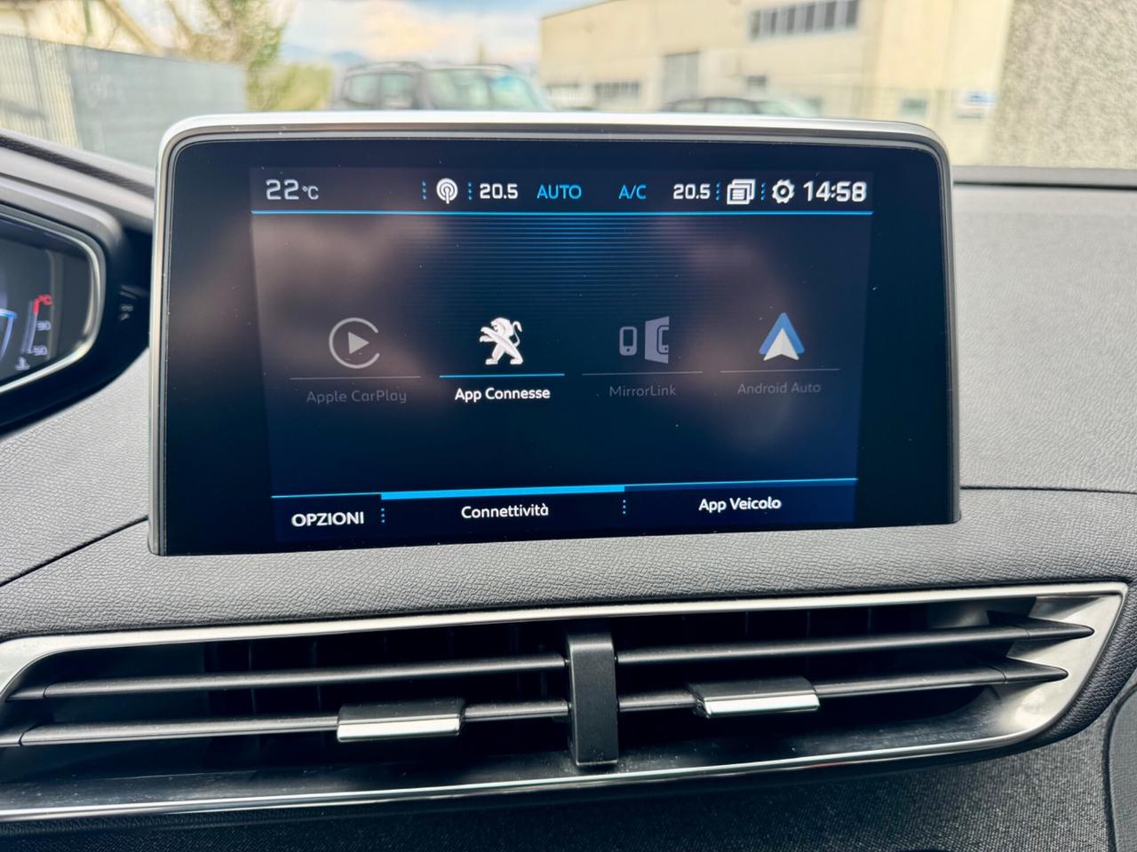 Peugeot 3008 BlueHDi 130 S&S EAT8 Allure