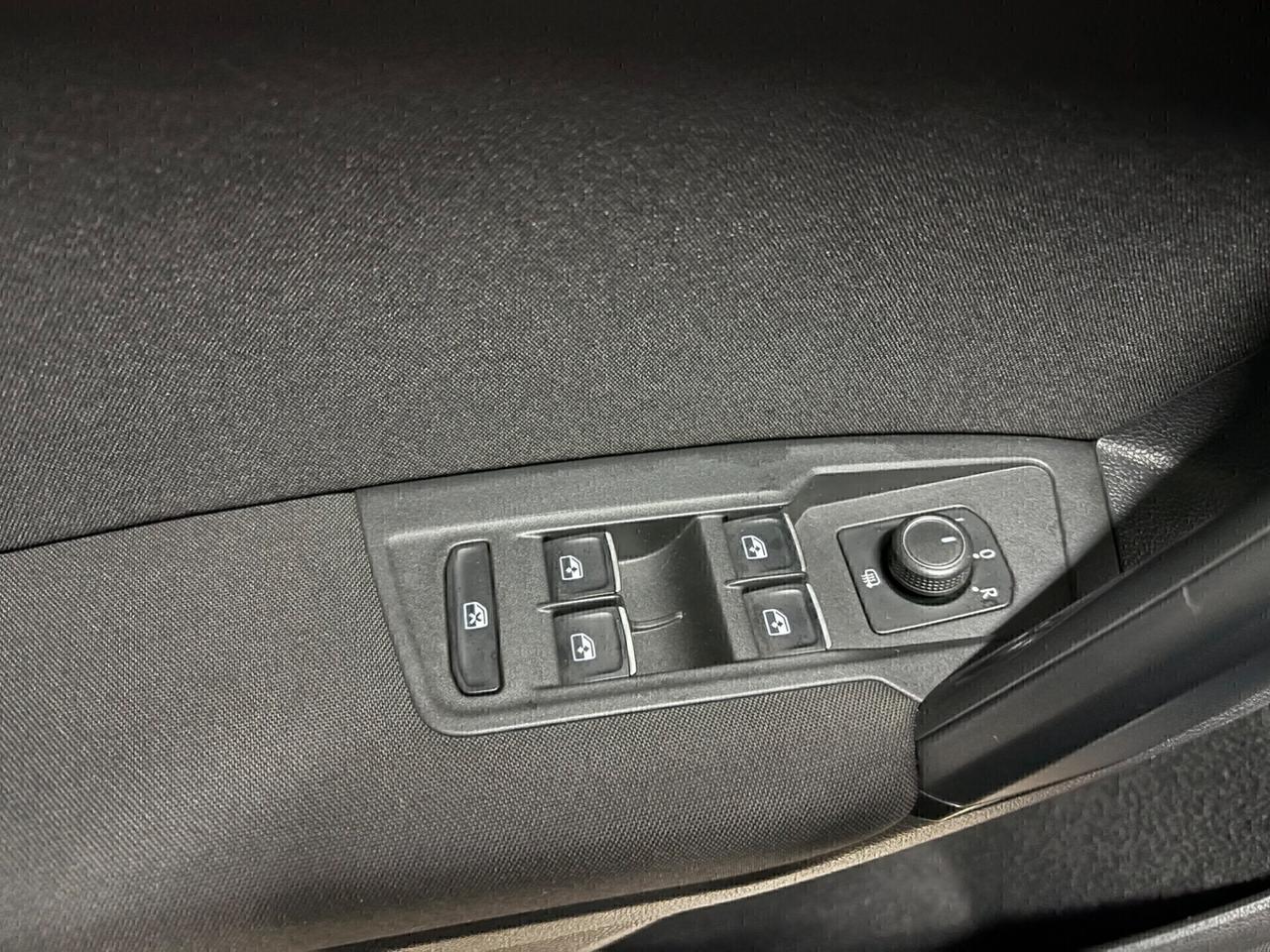 Volkswagen Tiguan 2.0 TDI DSG ** SPORT 4MOTION BMT