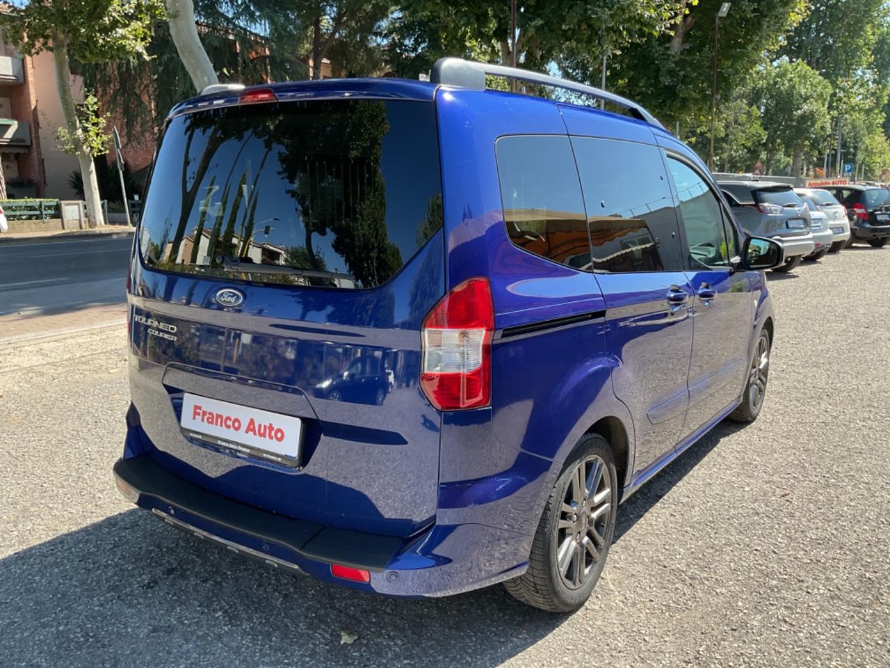 Ford Tourneo Courier 1.5 TDCI 55kw(75CV) Titanium OK NEOPATENTATI