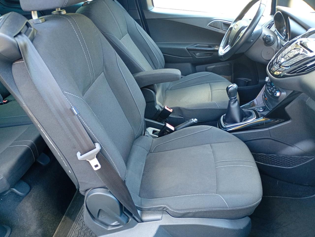 FORD B-MAX 1.6 DIESEL 95 CV TITANIUM 2015