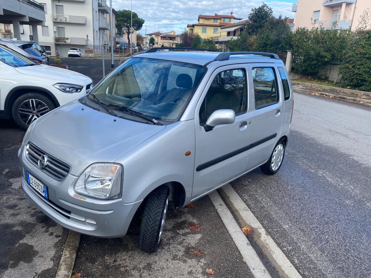 Opel Agila 1.0 12V Club