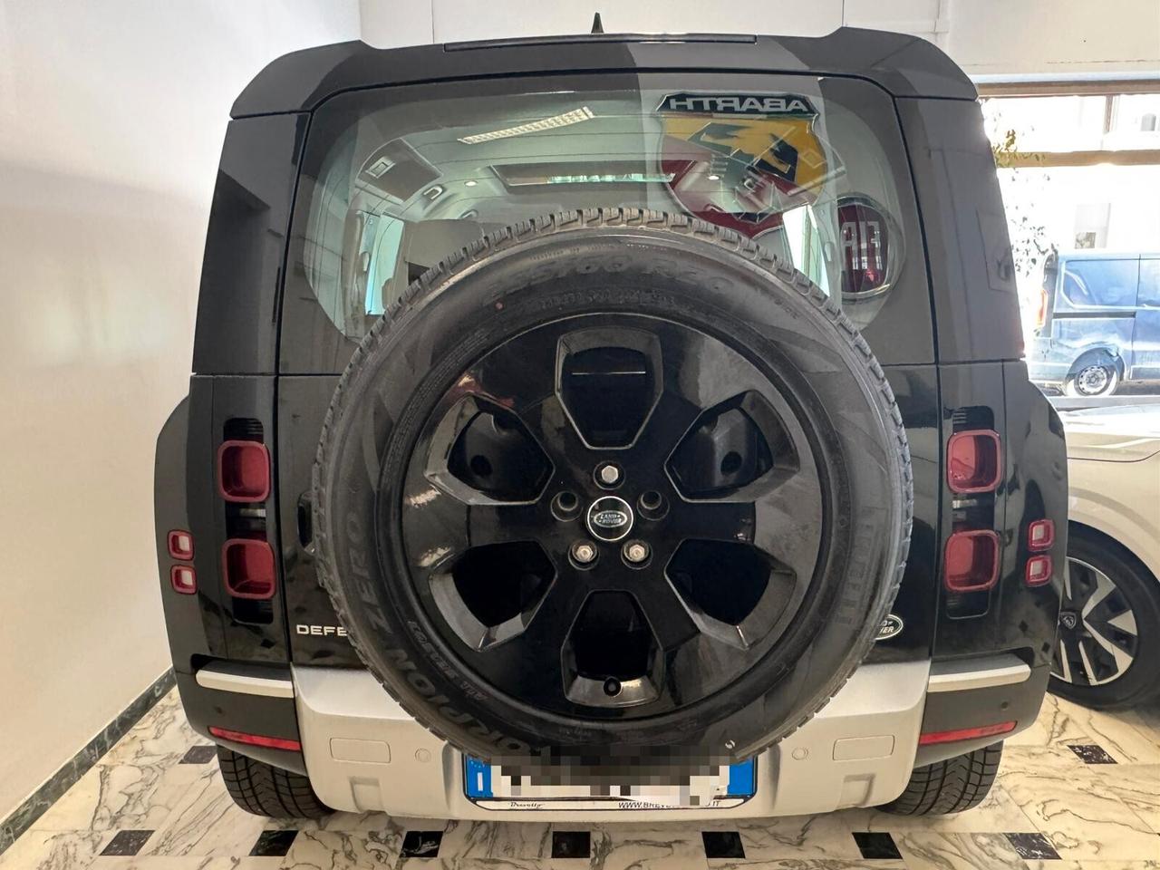 Land Rover Defender 110 3.0D I6 200 CV AWD Auto SE