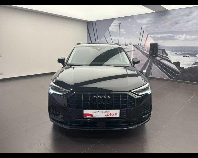 AUDI Q3 35 TDI S tronic Business Advanced