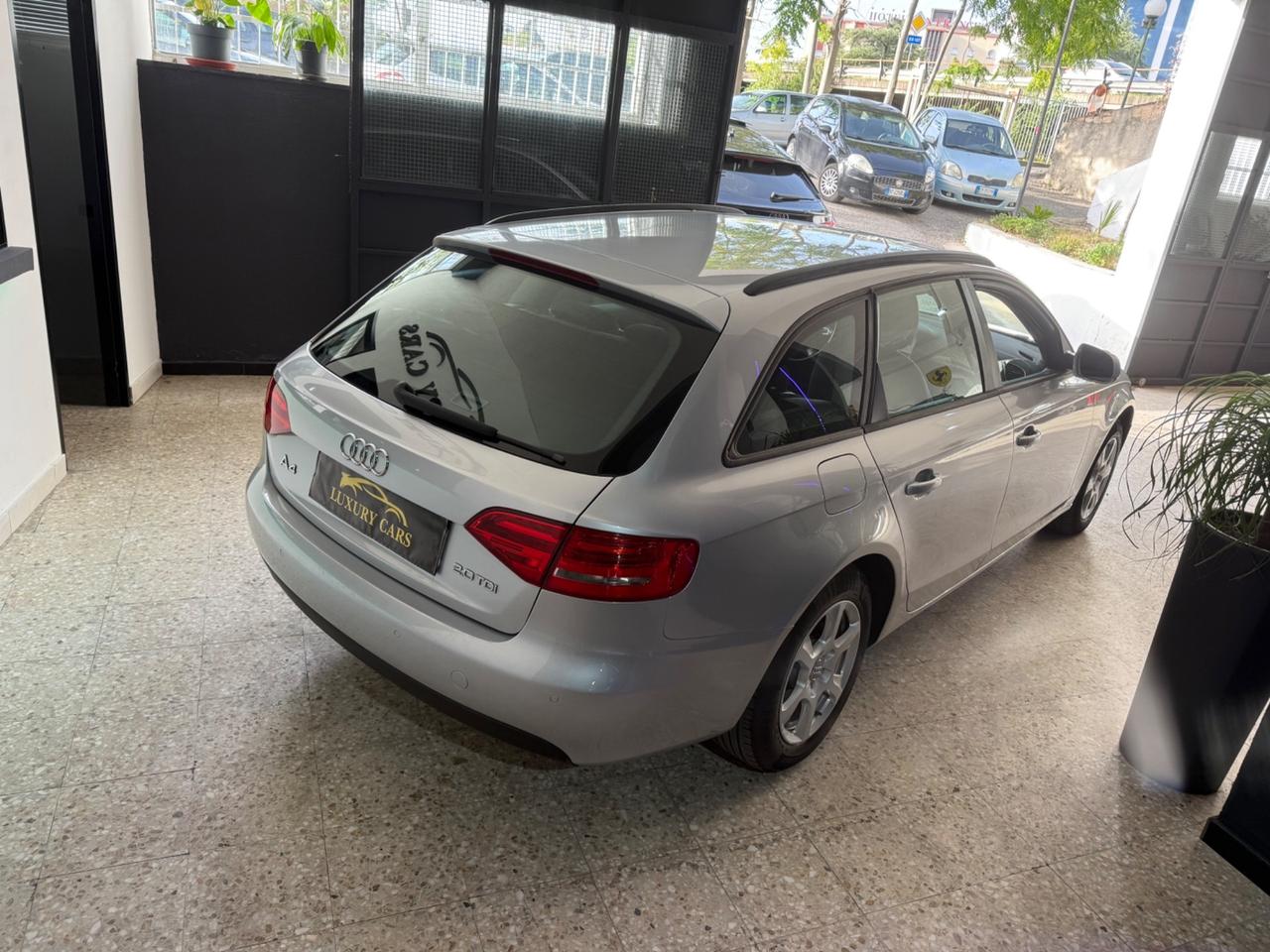 Audi A4 Avant 2.0 TDI 120CV station wagon