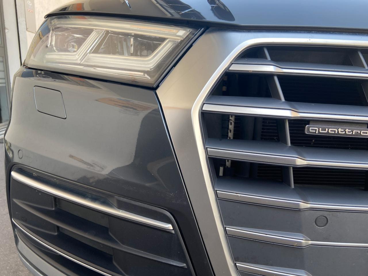 Audi Q5 2.0 TDI quattro S tronic Business