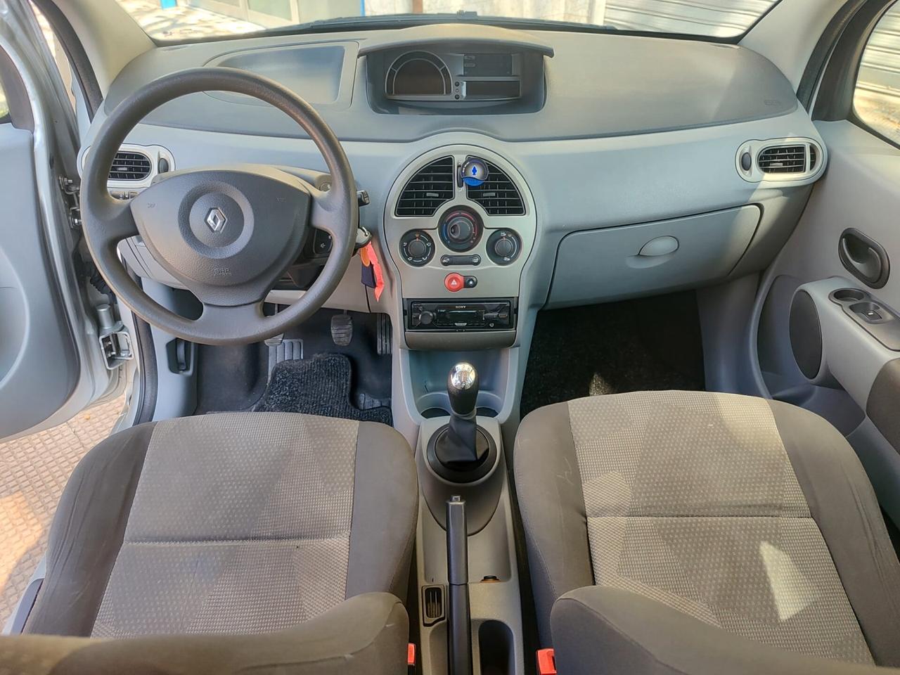 Renault Modus 1.2 Benz. 75CV (98000 KM)!