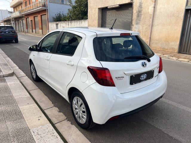 TOYOTA Yaris 1.5 Hybrid Active