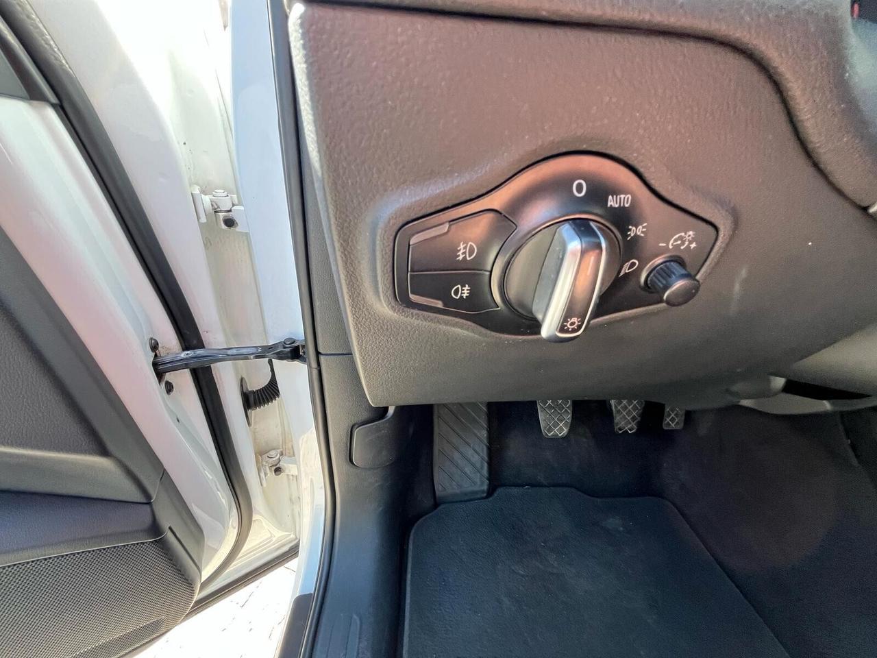 Audi Q5 2.0 TDI 143 CV Advanced