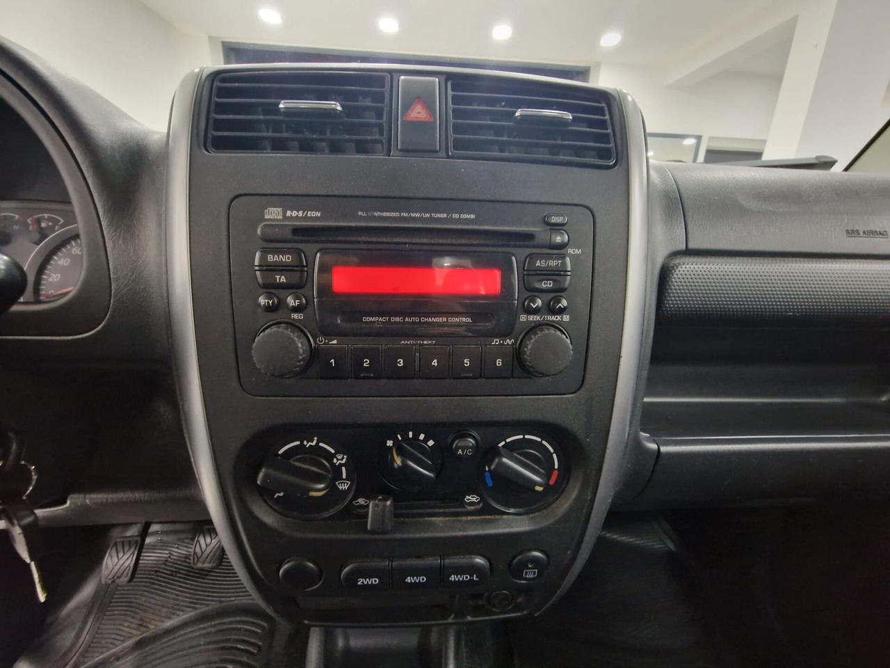 Suzuki Jimny 1.3i 16V cat 4WD JX