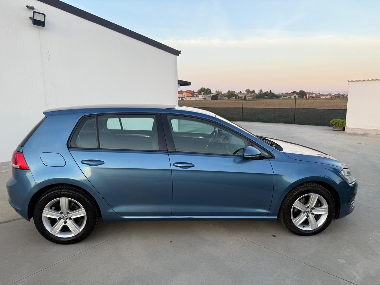 Volkswagen Golf 1.6 TDI DSG 5p. Comfortline BlueMotion Technology
