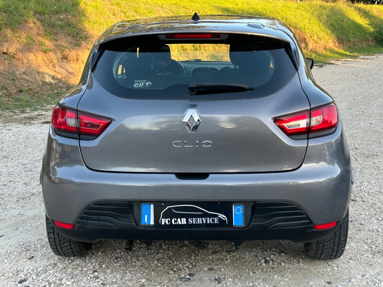 Renault Clio 1.2 75CV GPL 5 porte neopatentati permute