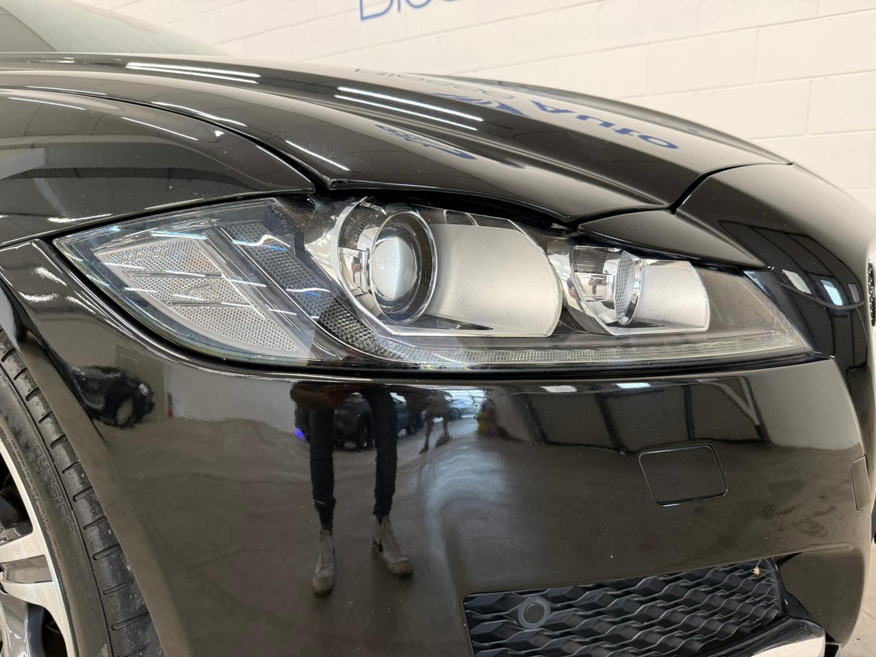 Jaguar XF 2.0 D 180 CV aut. Prestige