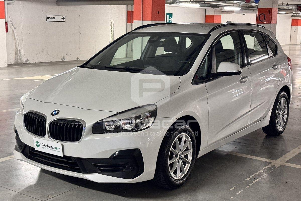 BMW 216d Active Tourer Business