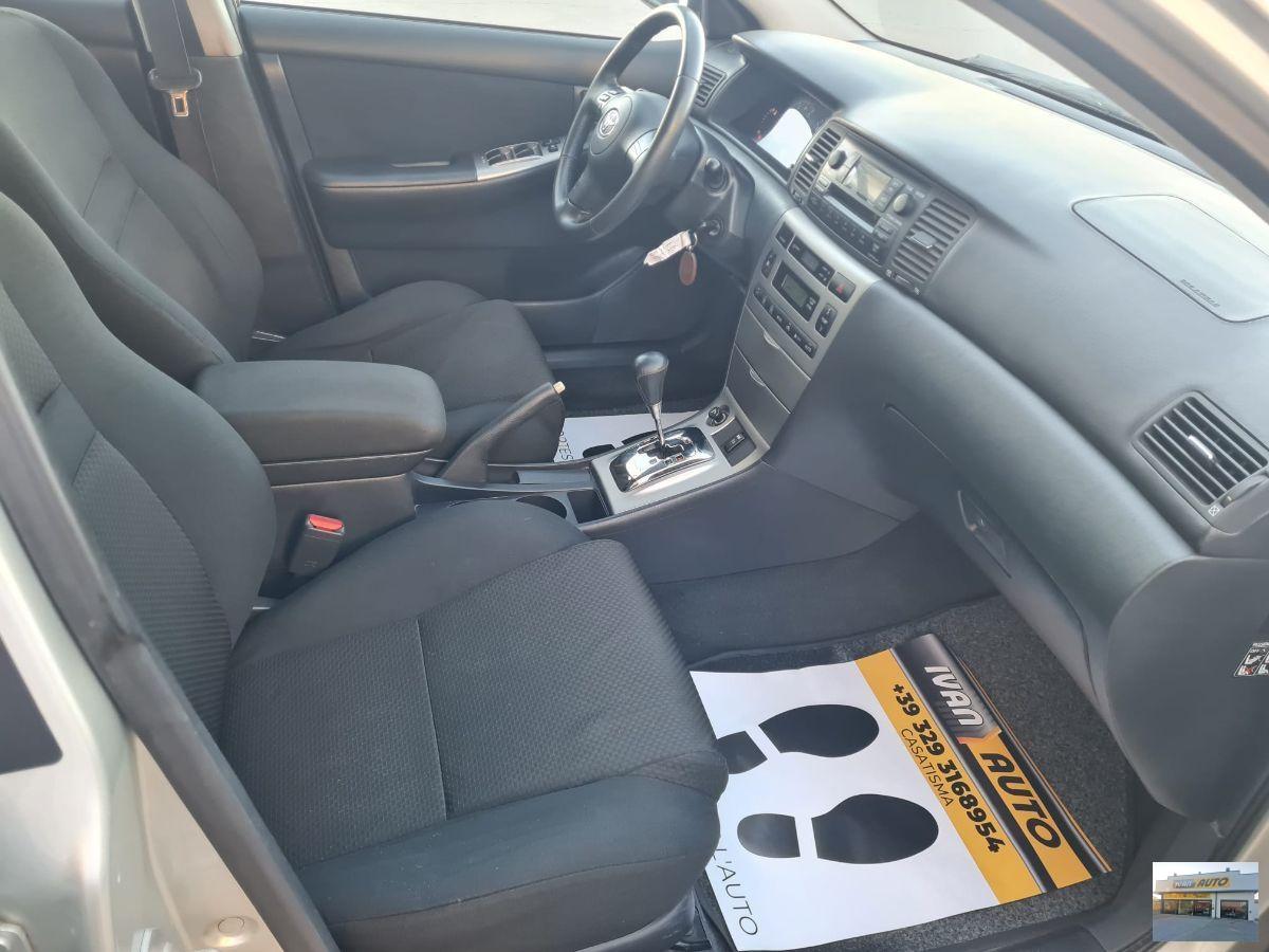 TOYOTA Corolla 1.4 D-4D M-MT-Automatica