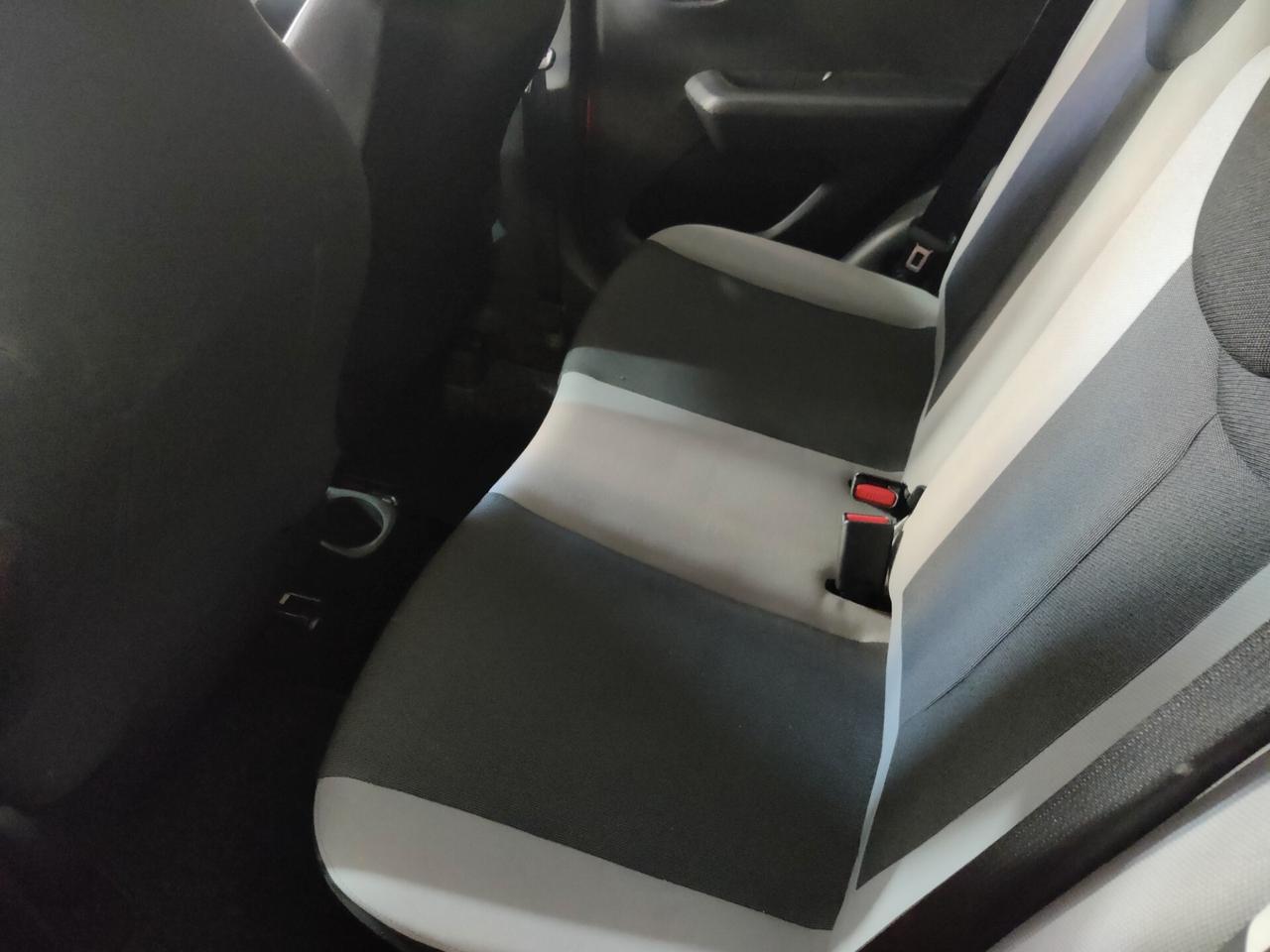 Toyota Aygo 1.0 VVT-i 69 CV 5 porte x-play