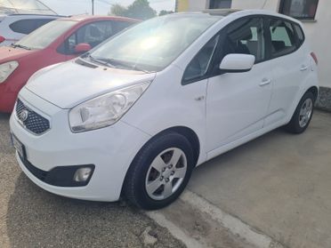 Kia Venga 1.4 CRDi 90CV Cool + TETTO
