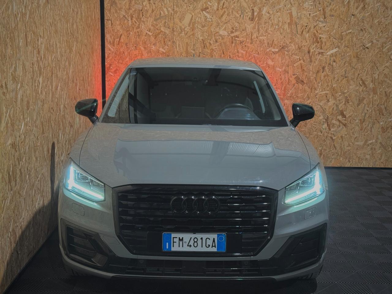 Audi Q2 1.6 TDI S line IDENTITY BLACK