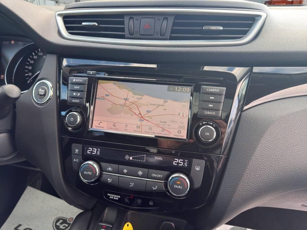 Nissan Qashqai 1.5 dci N-Connecta 115cv dct Con TELECAMERA & NAV.