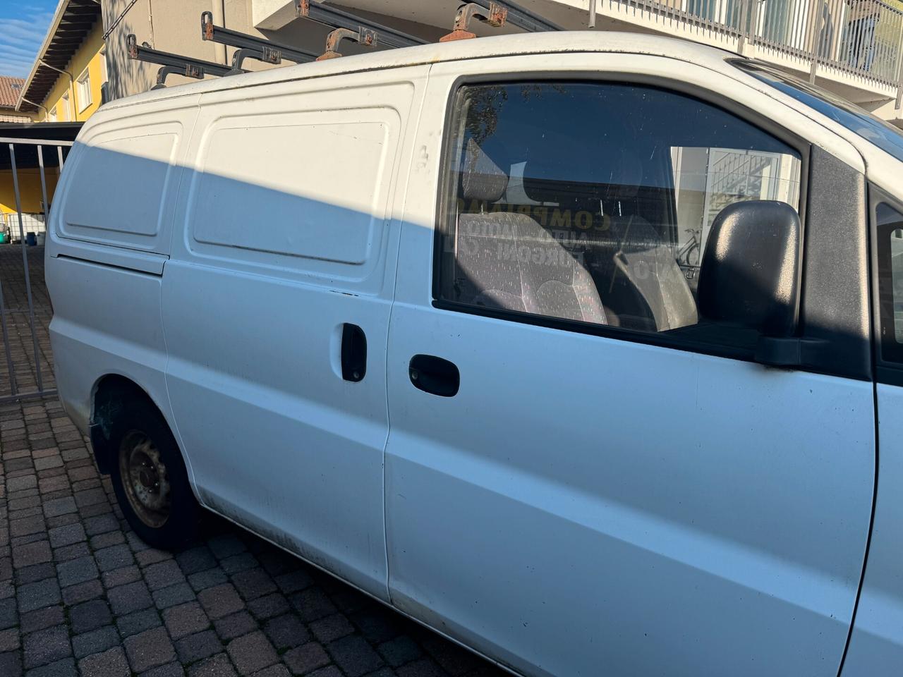Hyundai H1 AUTOCARRO 3 POSTI