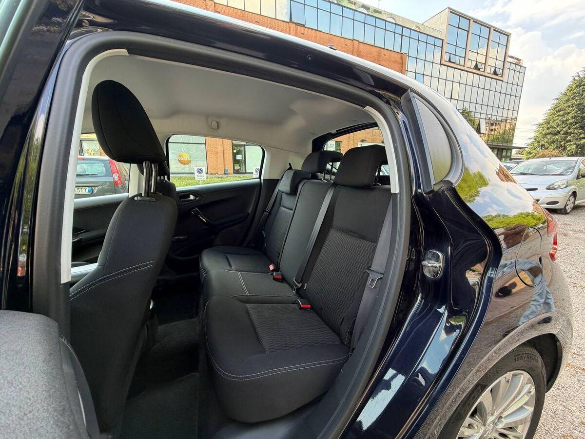 Peugeot 208 1.6 bluehdi Allure 75cv 5p CINGHIA SOSTITUITA