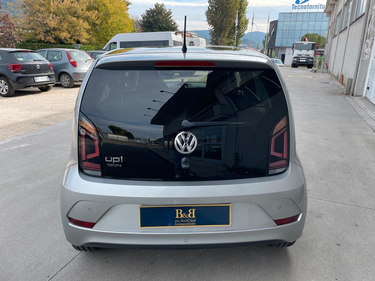 VOLKSWAGEN UP! 5 PORTE - BENZINA - 2017 - 99.611 KM