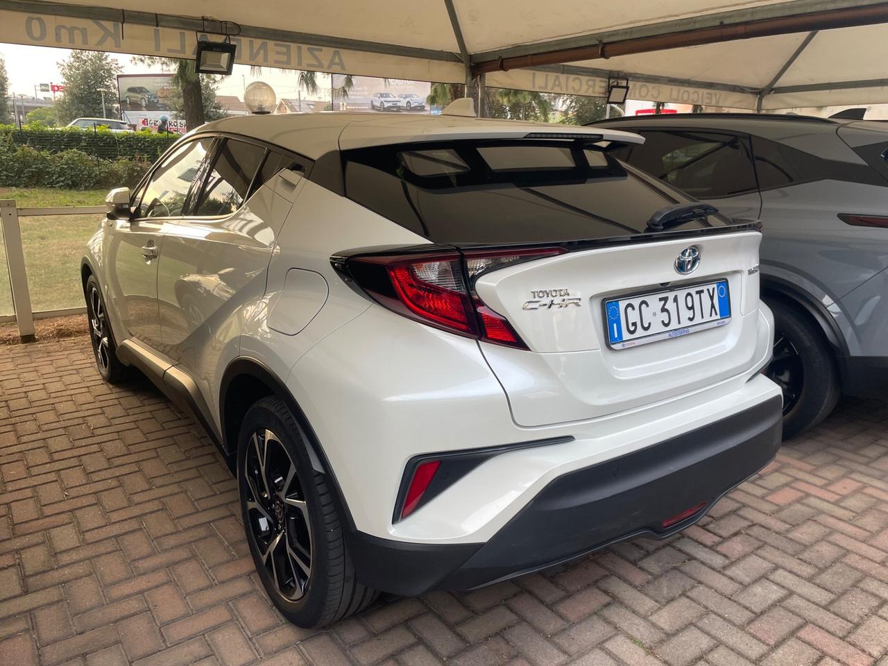 Toyota C-HR 1.8 Hybrid E-CVT Lounge