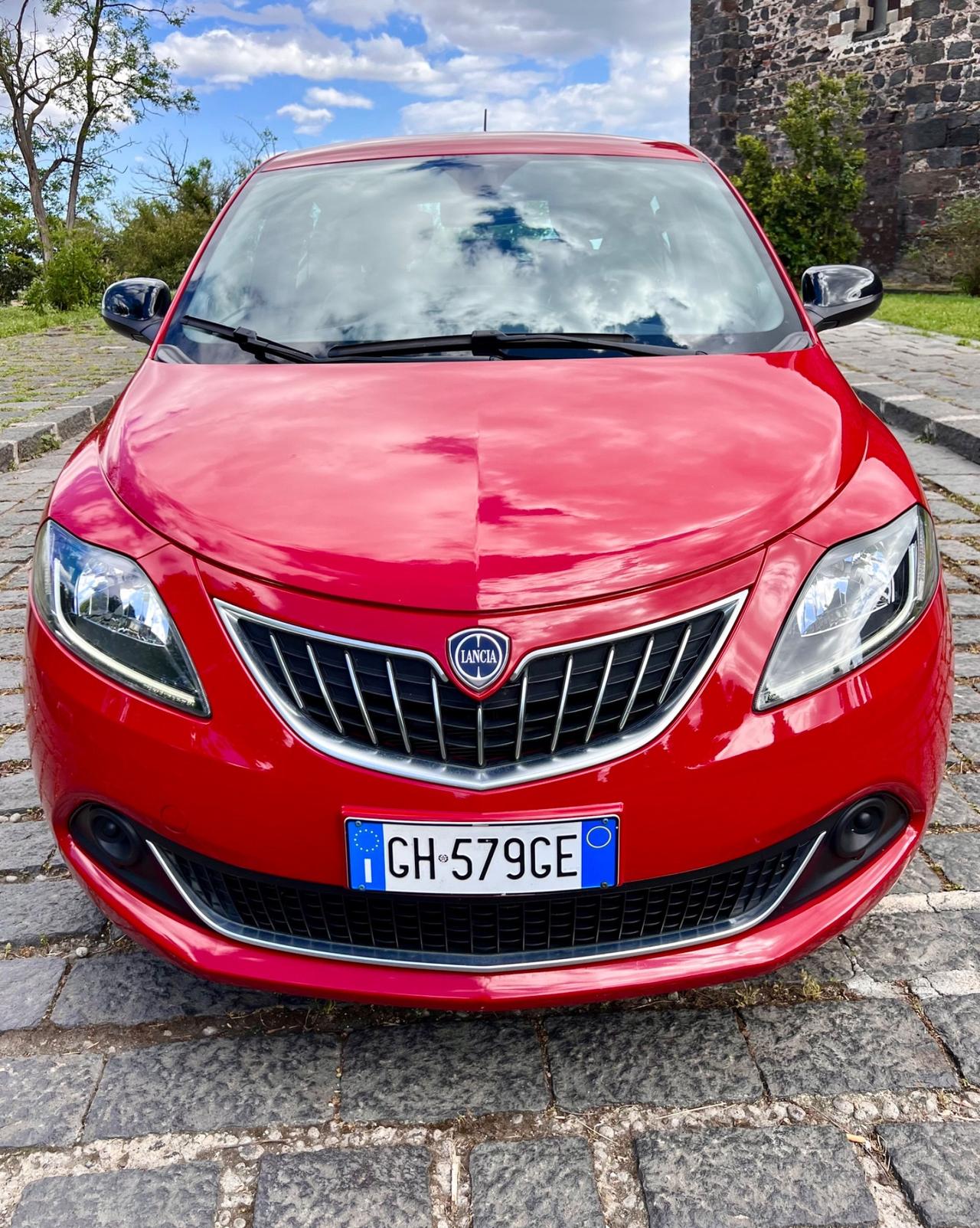 Lancia Ypsilon 1.0 FireFly 5 porte S&S Hybrid Silver Plus