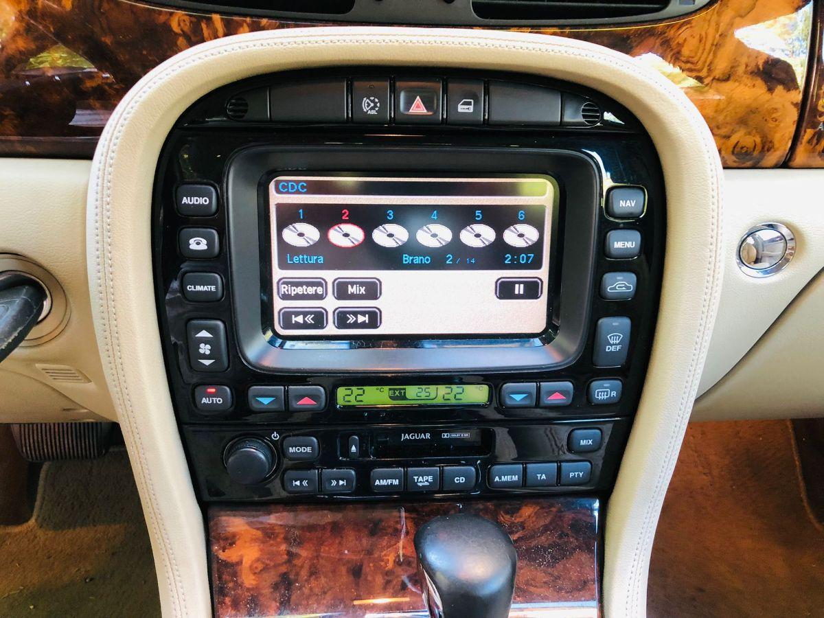 Jaguar XJ6 D 2.7 TD Berlina Automatica Full Optionals My'07