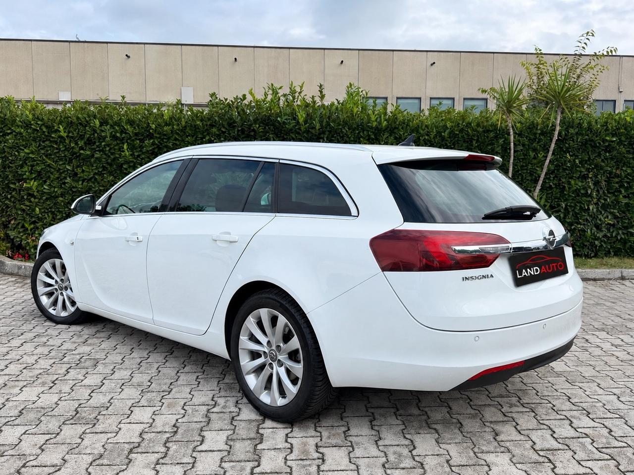 Opel Insignia 1.4 Turbo Sports Tourer GPL