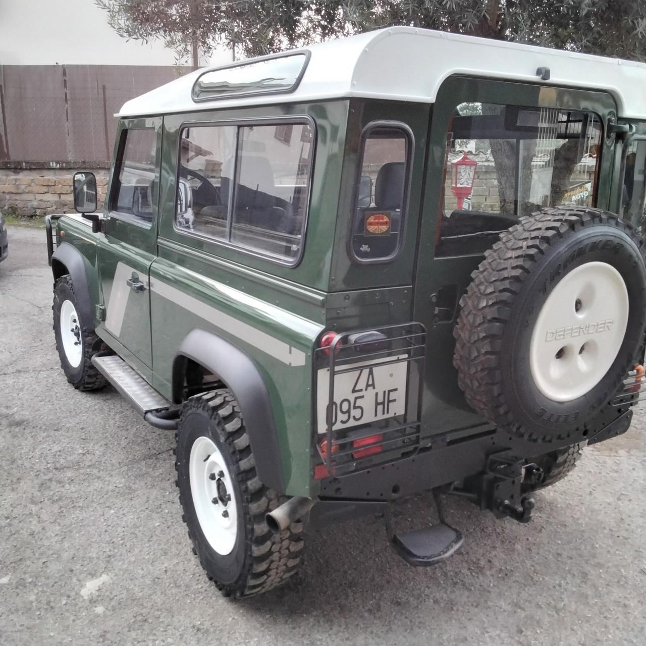 Land Rover Defender 90 2.5 Tdi cat Station Wagon County