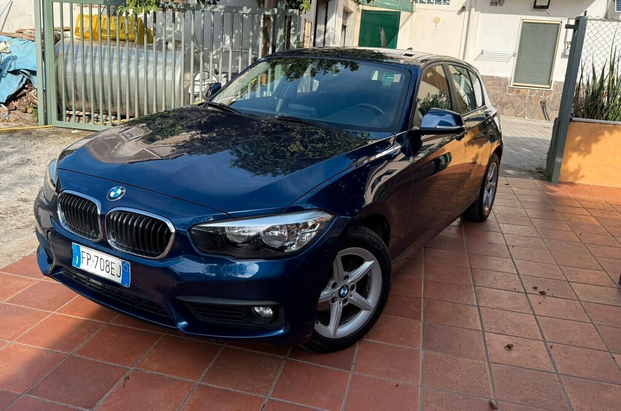 Bmw 118d 5p. Advantage cambio aut.