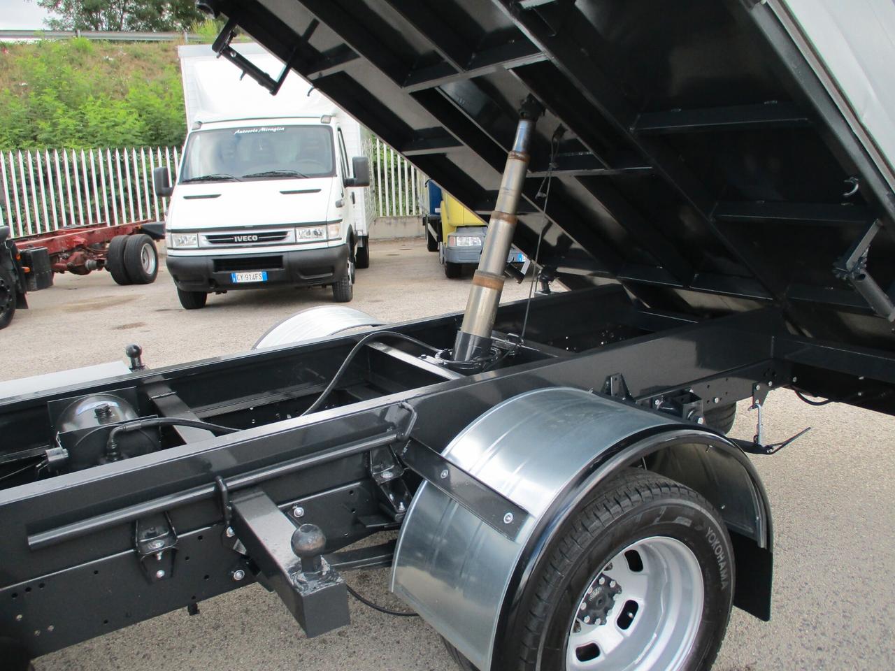 Iveco Daily 35C11 2.3 110CV DOPPIA CABINA 7P RIBALTABILE TRIL