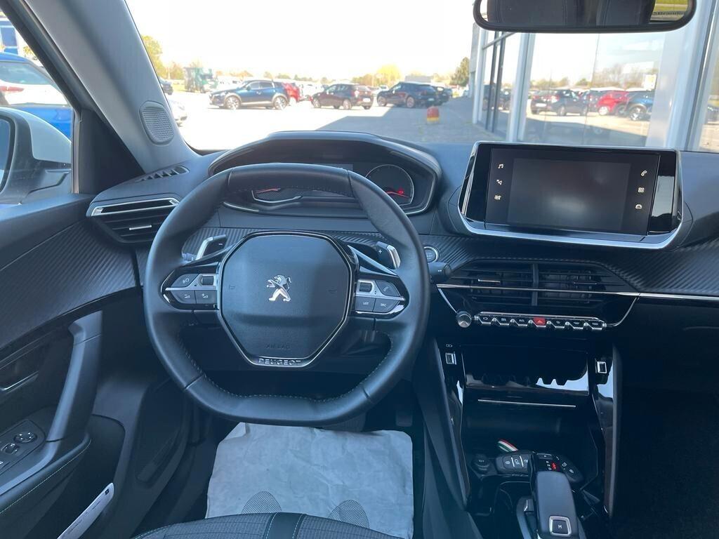 Peugeot 2008 ALLURE PACK BlueHDi 130 EAT8 N1 SPOTICAR