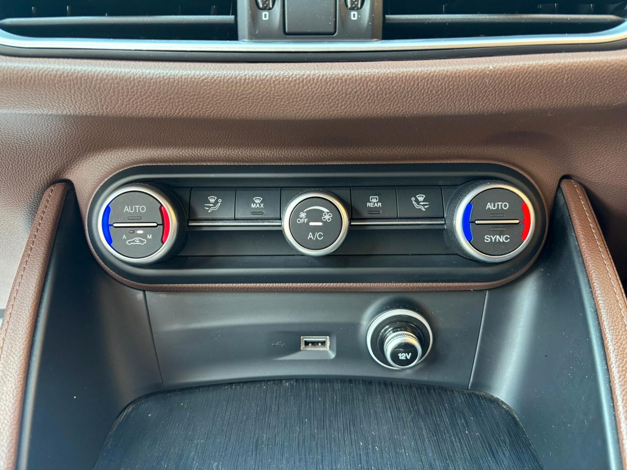 Alfa Romeo Stelvio 2.2 Turbodiesel 190 CV AT8 Q4 Executive//