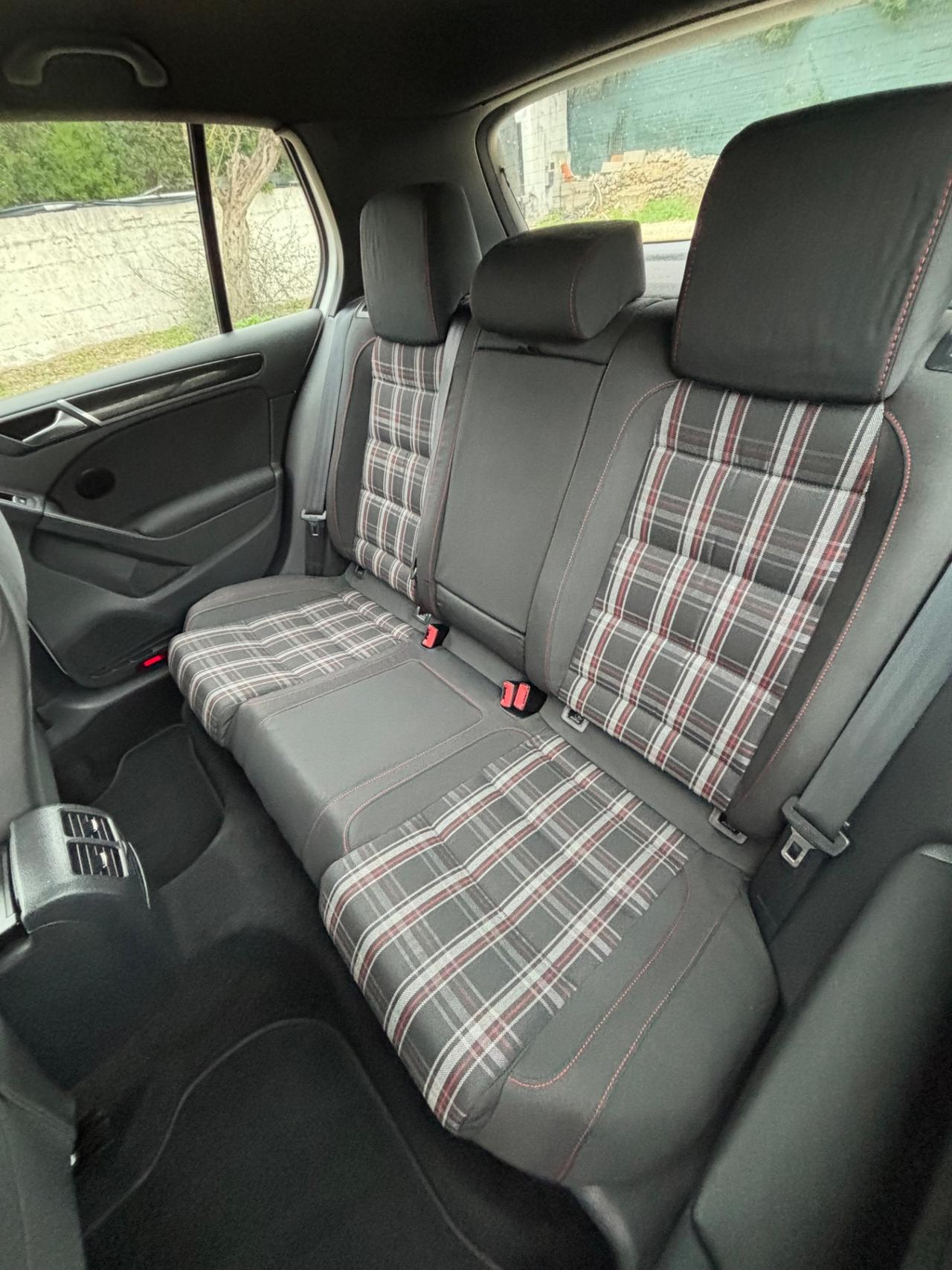 Volkswagen Golf 2.0 TSI 5p. GTI