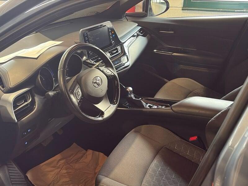 Toyota C-HR C-HR 1.8 Hybrid E-CVT Trend
