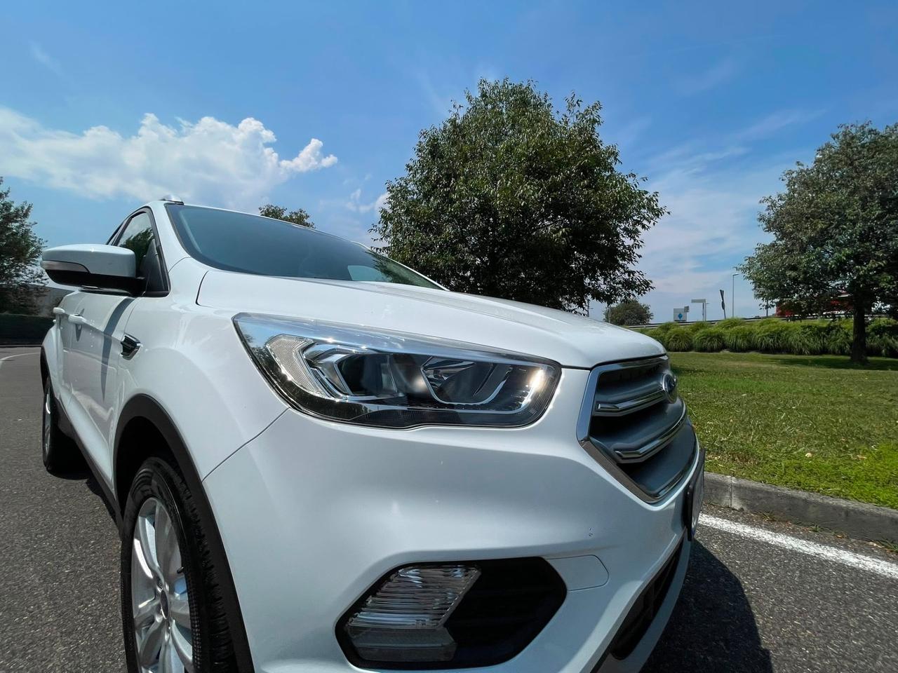 Ford Kuga 2.0 TDCI 120 CV S&S 2WD Powershift ST-Line