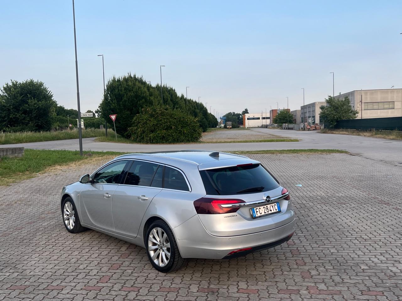 Opel Insignia 2.0 CDTI 140CV Ecopower 104gr. Sports Tourer Cosmo Business
